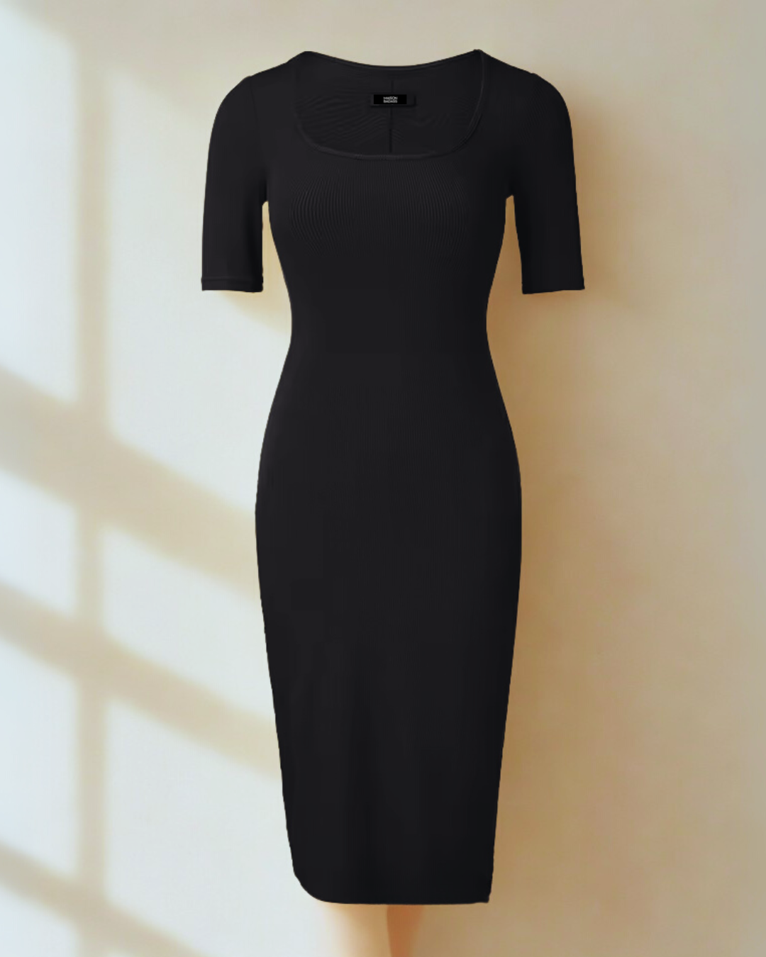 Robe Gaine Intégrée – Silhouette Sculptée