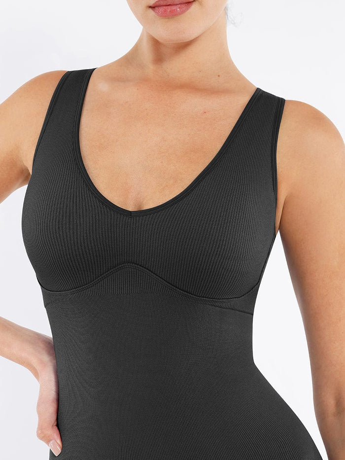 La Robe Victoria — Asymétrique · Gaine Seconde Peau